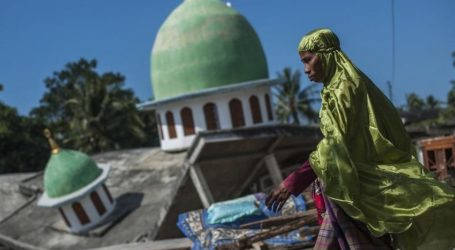 Earthquake Victims in West Lombok Receive Rehabilitation Funds