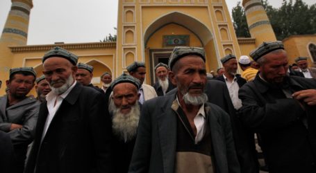 US Sanctions Five Chinese Companies for Uighur Human Rights Abuses