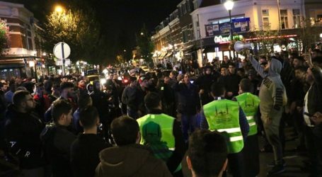 Dutch Mayor Shuts Down Anti-Muslim Demonstration
