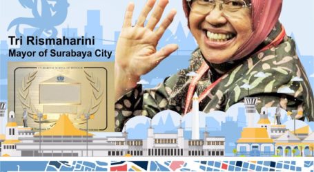 Surabaya Mayor Receives Scroll of Honour Award