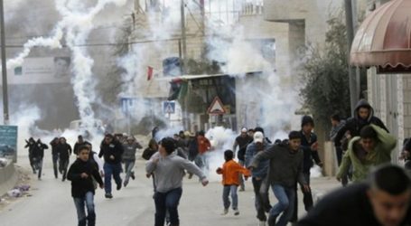 As 30 Students Wounded by Settlers and Israeli Forces’s Attack