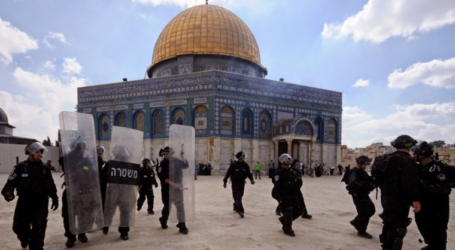 Israel Seizes Iftar Meals at Al-Aqsa Mosque