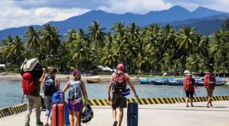 At Least 1.27 Million Foreign Tourists Visit Indonesia in February