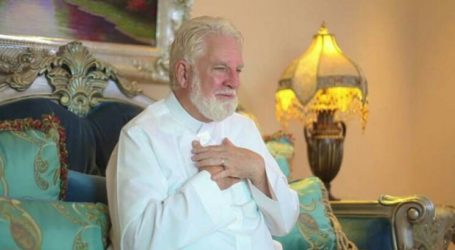 Impressed by Saudi Hospitality, Former US Priest Converts to Islam