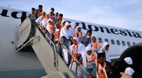 Starting from Surabaya, Indonesia Departs 1,800 Hajj Pilgrim Candidates