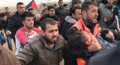Israeli Soldiers Shoot A 10-Year-Old Palestinian Child