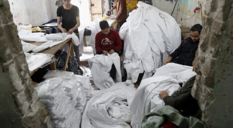 Gaza Factories Produce COVID-19 Protective Clothing
