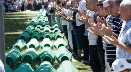 Bosnian Muslims Commemorate 25 Years After Sebrenica Massacre