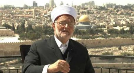 Shaykh Shabri Invites Muslims to Attend at Al-Aqsa on Arafat Day