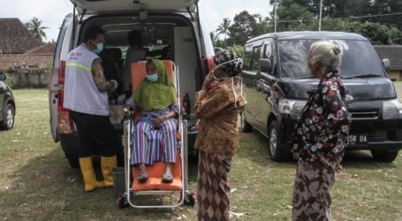 Thousands of Residents Evacuated Along with Increasing Activities of Mount Merapi