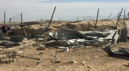 Israel Issues Demolition Orders Against Palestinian Structures in South of West Bank