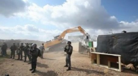 Israel Destroys Araqib Village for the 182 Times