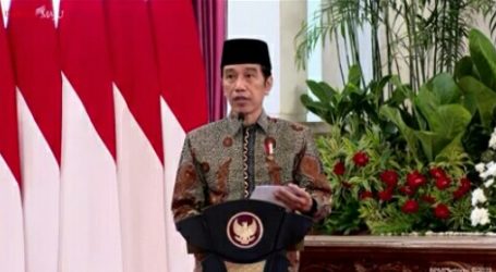 Jokowi Inaugurates Money Waqf Movement and Sharia Brand
