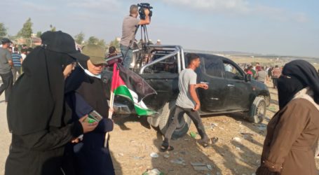 Palestinians Commemorate Burning of Al-Aqsa Mosque in Gaza Border