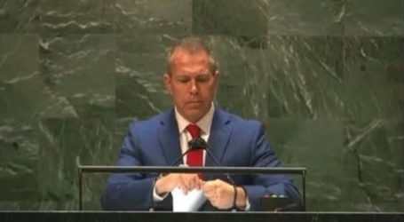 Israeli Envoy Tore Up UN Human Rights Council’s Report