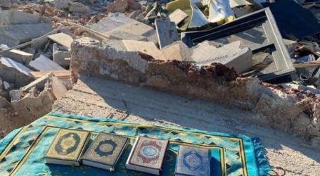 Israeli Occupation Demolishes Mosque South of Nablus