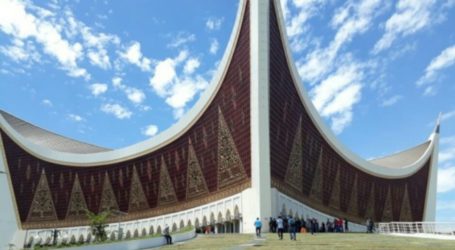Indonesian West Sumatra Grand Mosque Wins World’s Best Mosque Design