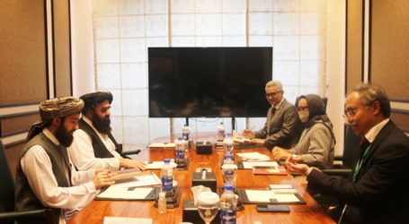 Minister Retno Meets with Taliban Representative in Islamabad