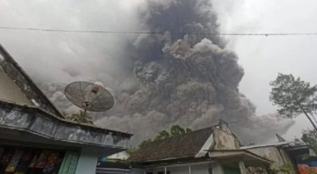 Indonesian Geological Agency Raises Mount Semeru’s Status to Level Alert