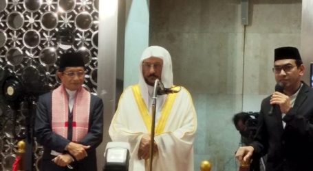 Saudi Minister of Islamic Affairs Invites People to Obey Allah, Messenger, and Ulil Amri