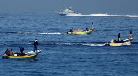 Israeli Naval Arrests 6 Palestinian Fishermen Gaza Sea