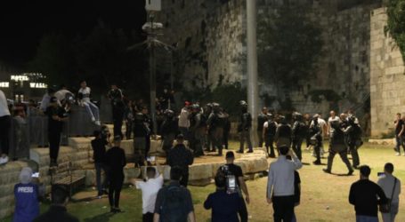 For the Seventh Night, Israeli Police Prevent Palestinians Celebrating Ramadan in Jerusalem