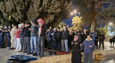 Activists Again Call for Great Dawn on Friday at Al-Aqsa