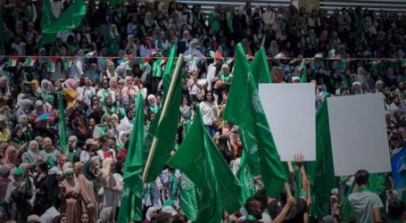 Islamic Bloc at Birzeit University Celebrates Its Victory in Student Council