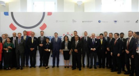 Minister Retno Talks about War in Ukraine at the High-Level Dialouge Meeting in Prague