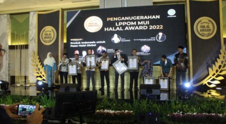 LPPOM MUI Holds Halal Award 2022