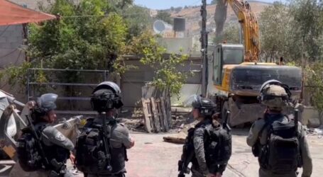Israeli Occupation Demolishes Palestinian House in Jerusalem