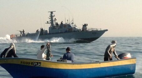 Israeli Occupation Warships Target Unarmed Palestinian Fishermen Offshore Gaza