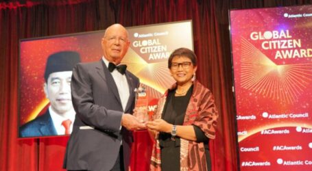 President Jokowi Awarded Global Citizen Award