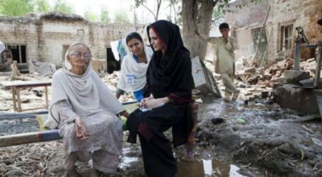 Angelina Jolie Urges the World to Help Pakistan Flood Victims