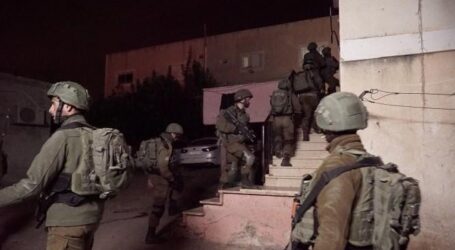 Israeli Occupation Forces Detain Palestinians in Nablus