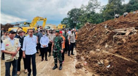 President Jokowi Visits Cianjur after Earthquake