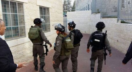 Israeli Soldiers Assault Palestinian Students in Bethlehem
