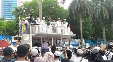 Action to Defend Al-Qur’an in Front of Swedish, Dutch and Danish Embassies in Jakarta