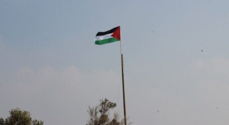 Palestinians Raise Palestinian Flags in Response to Ben Gvir’s Decision