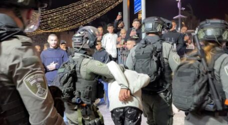 Israeli Occupation Forces Detain Eight Palestinians North of Jerusalem