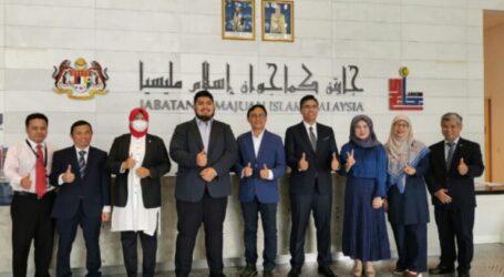 Indonesia, Malaysia Establish Collaboration on Halal Product Guarantee