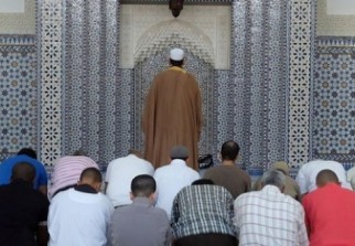 Algeria to Send Imams to Italy for Taraweeh Prayers