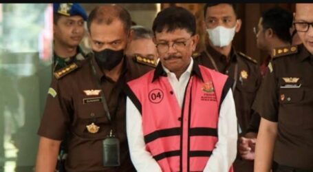 Indonesian Minister of Communication and Information Suspected of Corruption Case