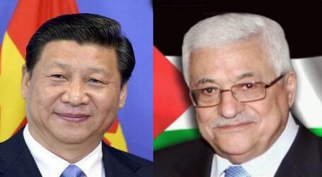 Palestinian President Hold Talks with His Chinese Counterpart Xi Jinping