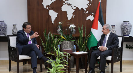 Palestinian PM Calls on EU to Play Effective to Oblige Israel to Respect Agreements