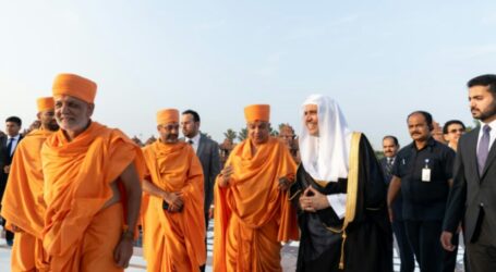 Muslim World League’s Secretary General Visits Hindu Temple in India