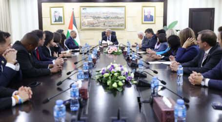 Palestinian PM Calls on US to Recognize Palestine During Meeting US Congress Members