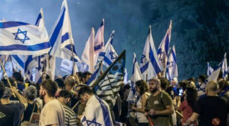 Million Israelis Continue Demonstrating against Judicial Overhaul