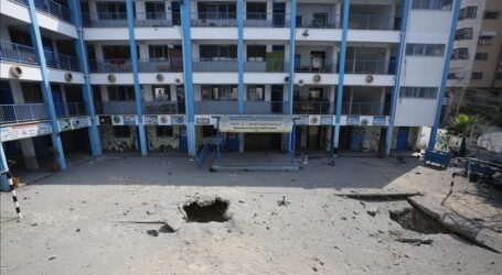 Israeli Airstrike on a School in Gaza, Dozens Killed