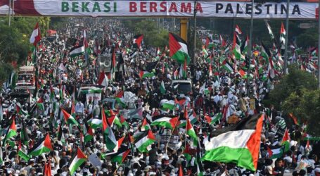 Rally Thousands of Indonesian People in Bekasi Support for Palestine